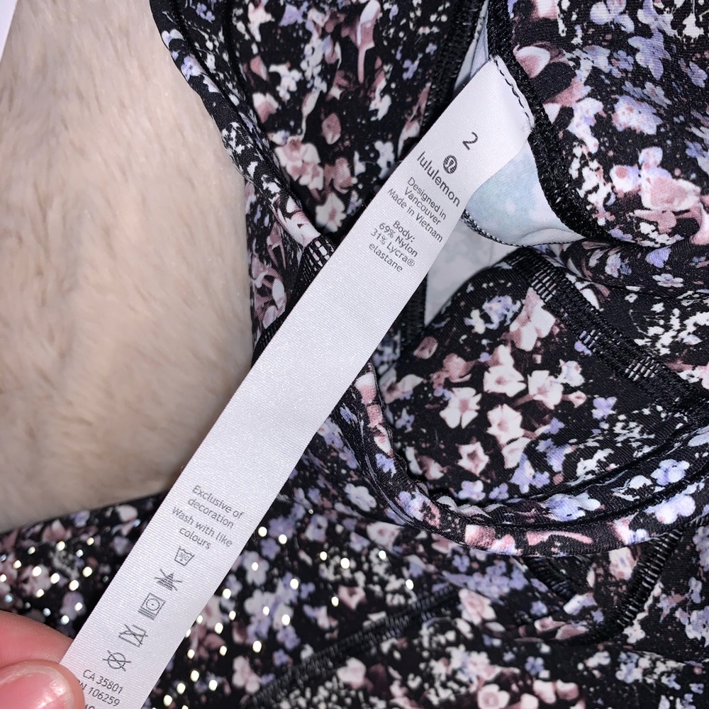 Lululemon leggings floral spritz multi NWOT - Picture 4 of 10